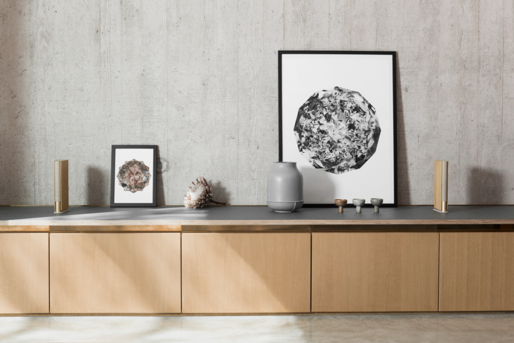 Surround set με Beosound Premiere και 2 Beosound Emerge